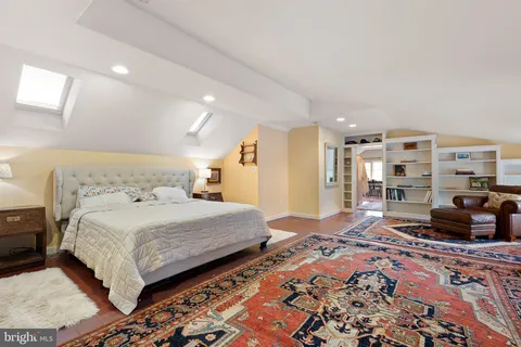 $1,195,000 | 21 Holly Lane, Wilmington, DE 19807