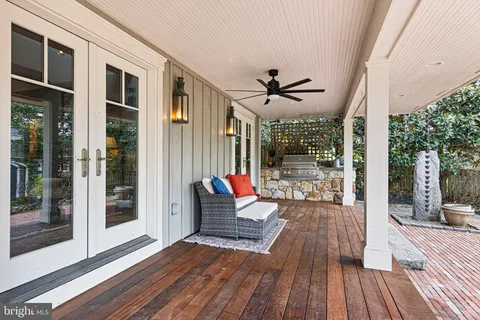 $1,195,000 | 21 Holly Lane, Wilmington, DE 19807