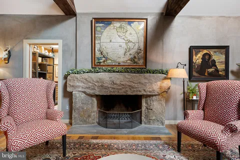 $1,195,000 | 21 Holly Lane, Wilmington, DE 19807