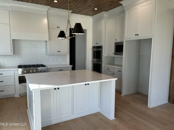 $634,900 | 304 Lois Court, Madison, MS 39110
