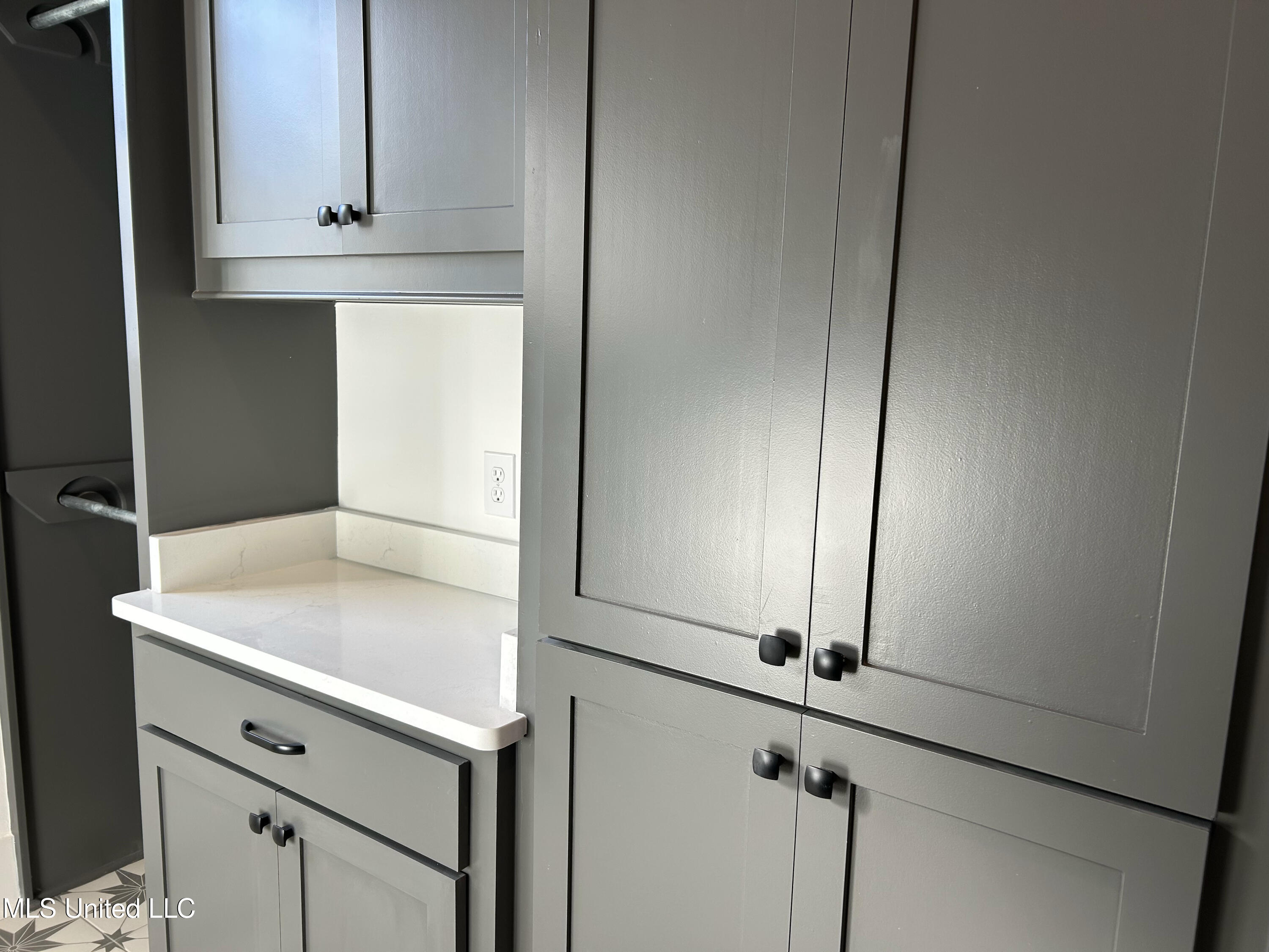 304 Lois Court Madison, MS 39110 - Photo 8 of 26 Laundry