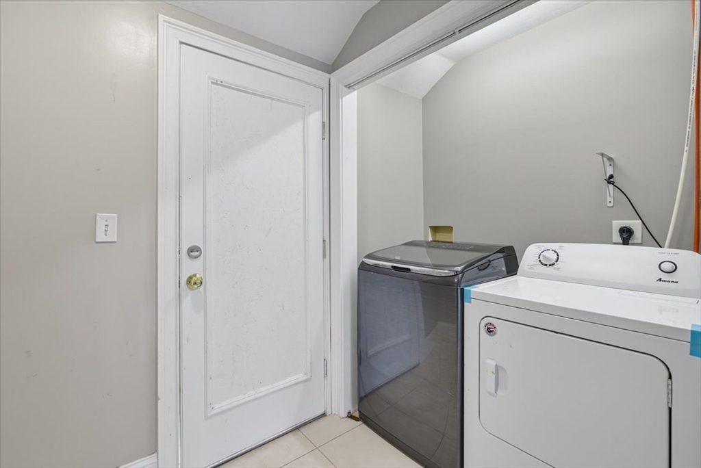 78 North Street Danvers, MA 01923 - Photo 17 of 41