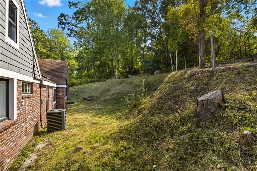 78 North Street Danvers, MA 01923 - Photo 37 of 41