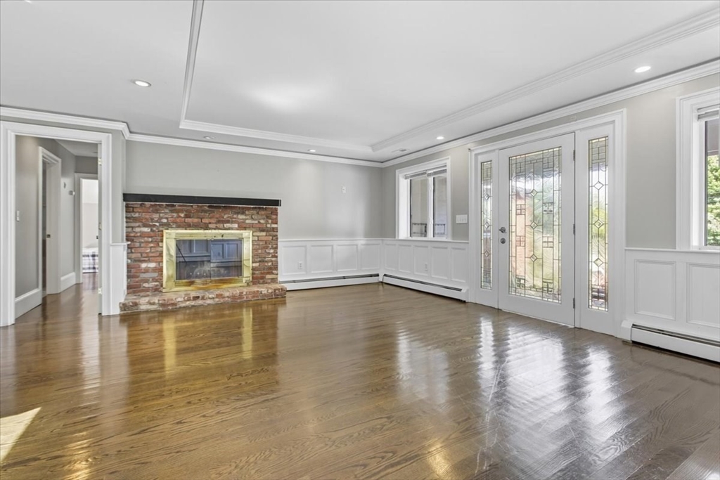 78 North Street Danvers, MA 01923 - Photo 4 of 41