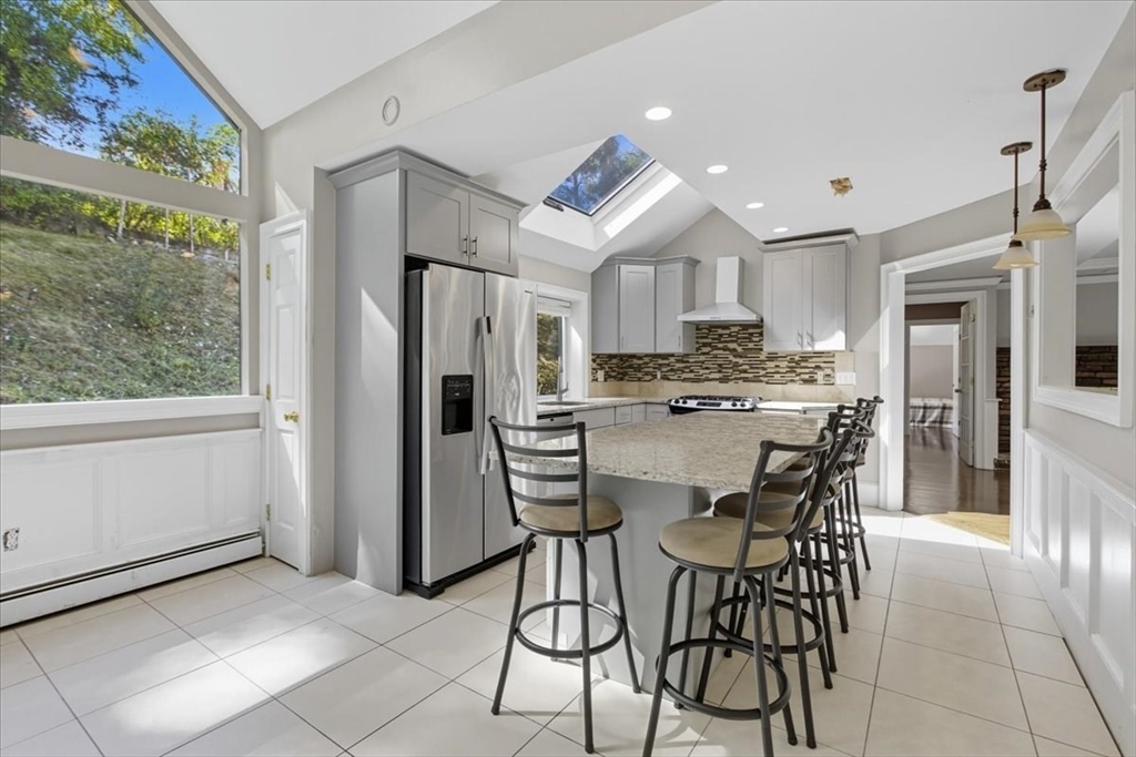 78 North Street Danvers, MA 01923 - Photo 9 of 41