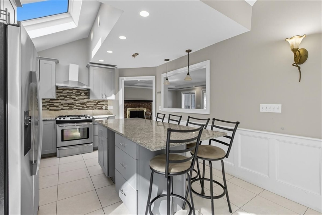 78 North Street Danvers, MA 01923 - Photo 10 of 41