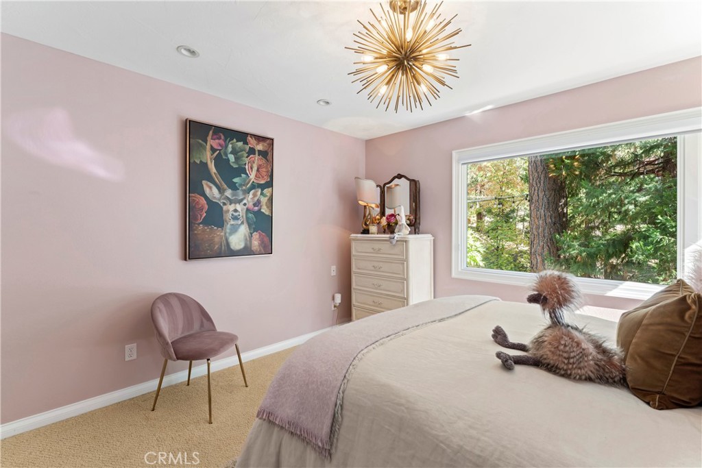 469 Golf Course Road Lake Arrowhead, CA 92352 - Photo 40 of 75 Main level guest bedroom