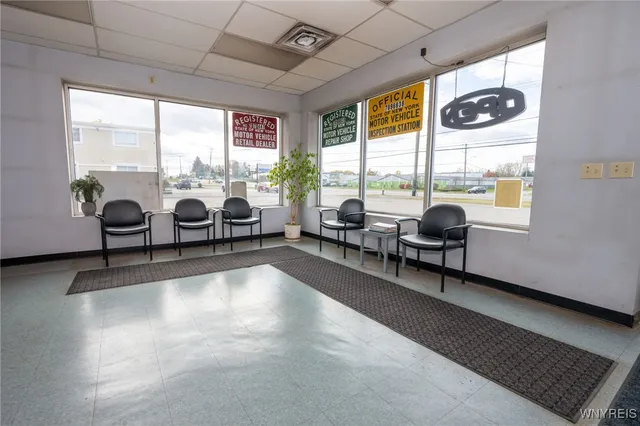 $900,000 | 2831 Transit Road, Elma, NY 14059