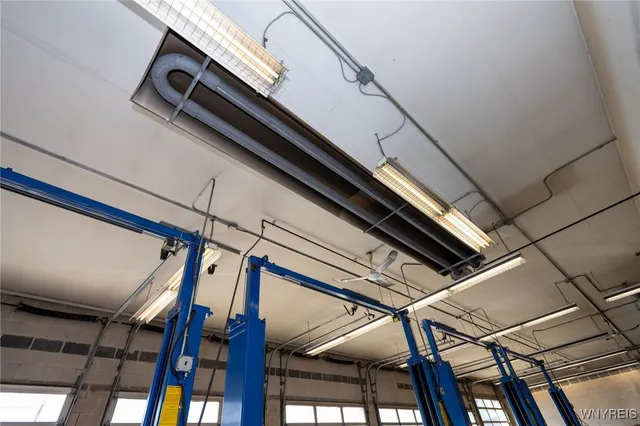 $900,000 | 2831 Transit Road, Elma, NY 14059