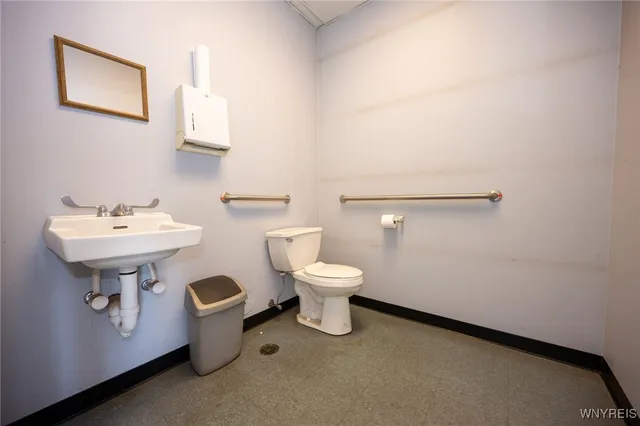 $900,000 | 2831 Transit Road, Elma, NY 14059