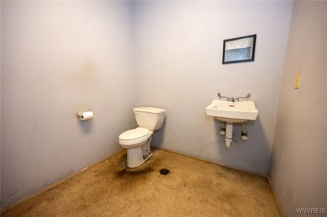 $900,000 | 2831 Transit Road, Elma, NY 14059