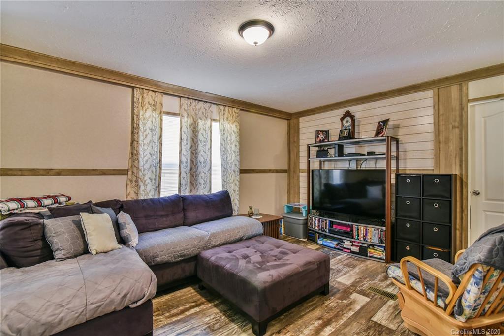 23 Elliott Farm Road Candler, NC 28715 - Photo 15 of 22 Gallery Image 15