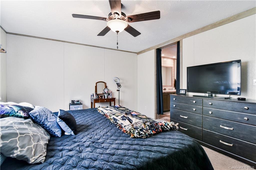 23 Elliott Farm Road Candler, NC 28715 - Photo 17 of 22 Gallery Image 17