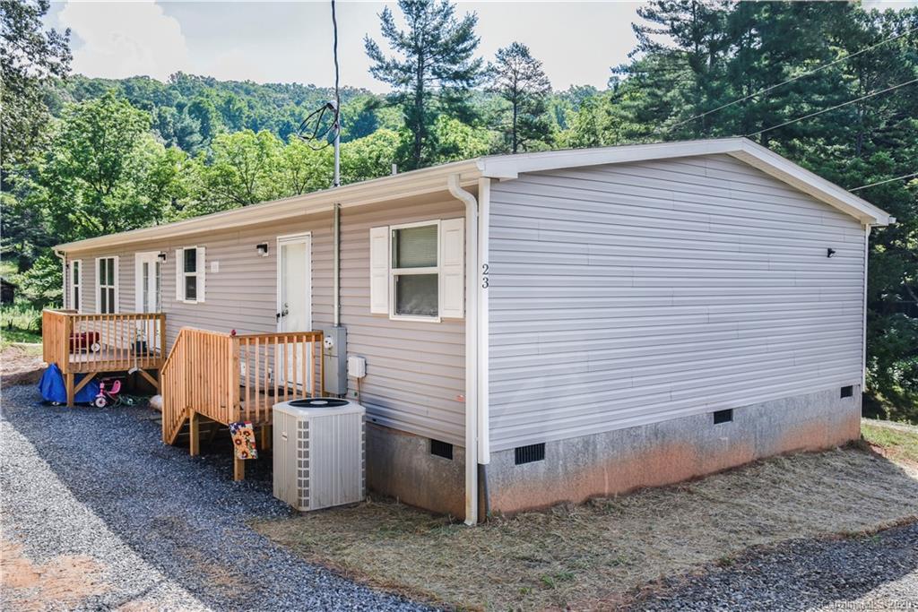 23 Elliott Farm Road Candler, NC 28715 - Photo 6 of 22 Gallery Image 6
