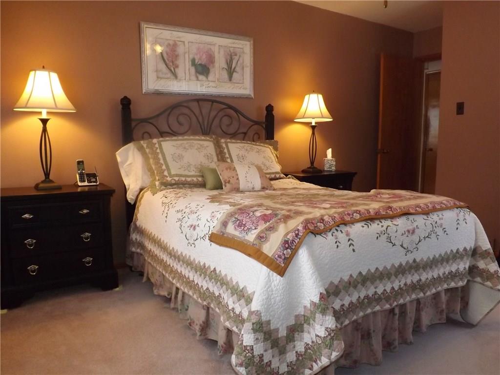 648 California Avenue Rochester, PA 15074 - Photo 8 of 19