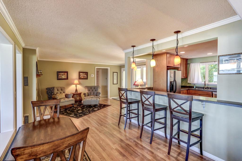 25360 Birch Bluff Road Shorewood, MN 55331 - Photo 8 of 25