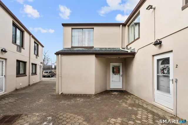 a view of a storage & utility room