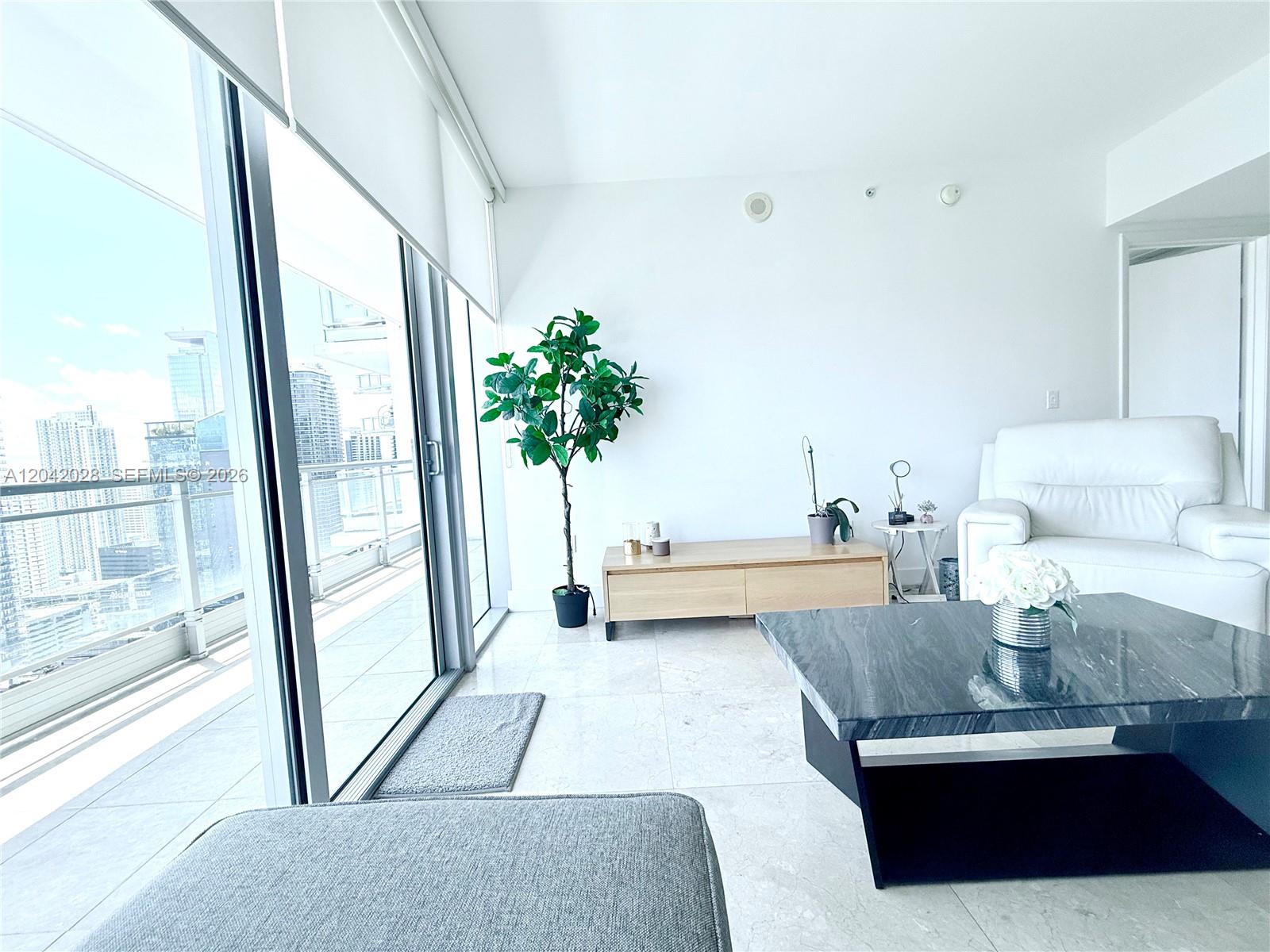 92 Southwest 3rd Street, Unit 4311 Miami, FL 33130 - Photo 13 of 54