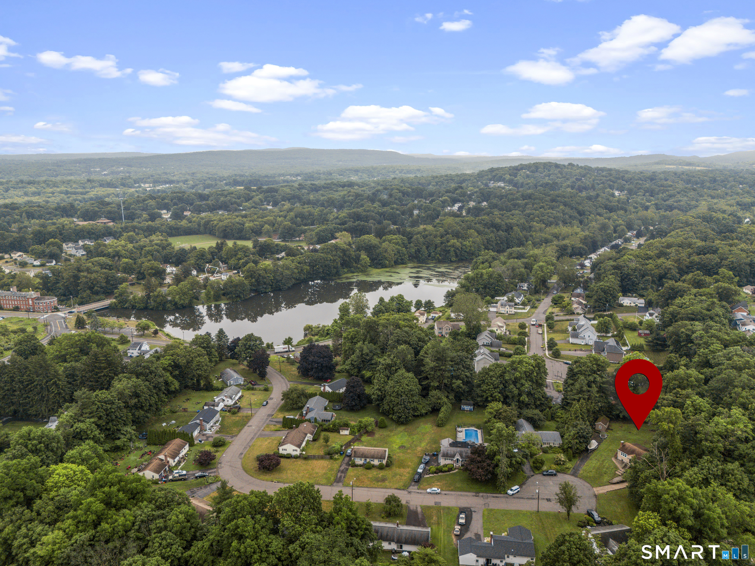 95 Bernard Road Berlin, CT 06037 - Photo 3 of 30