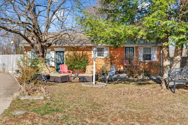 $215,000 | 412 Millbrooke Drive, Hopkinsville, KY 42240