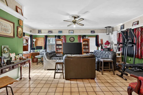 $215,000 | 412 Millbrooke Drive, Hopkinsville, KY 42240
