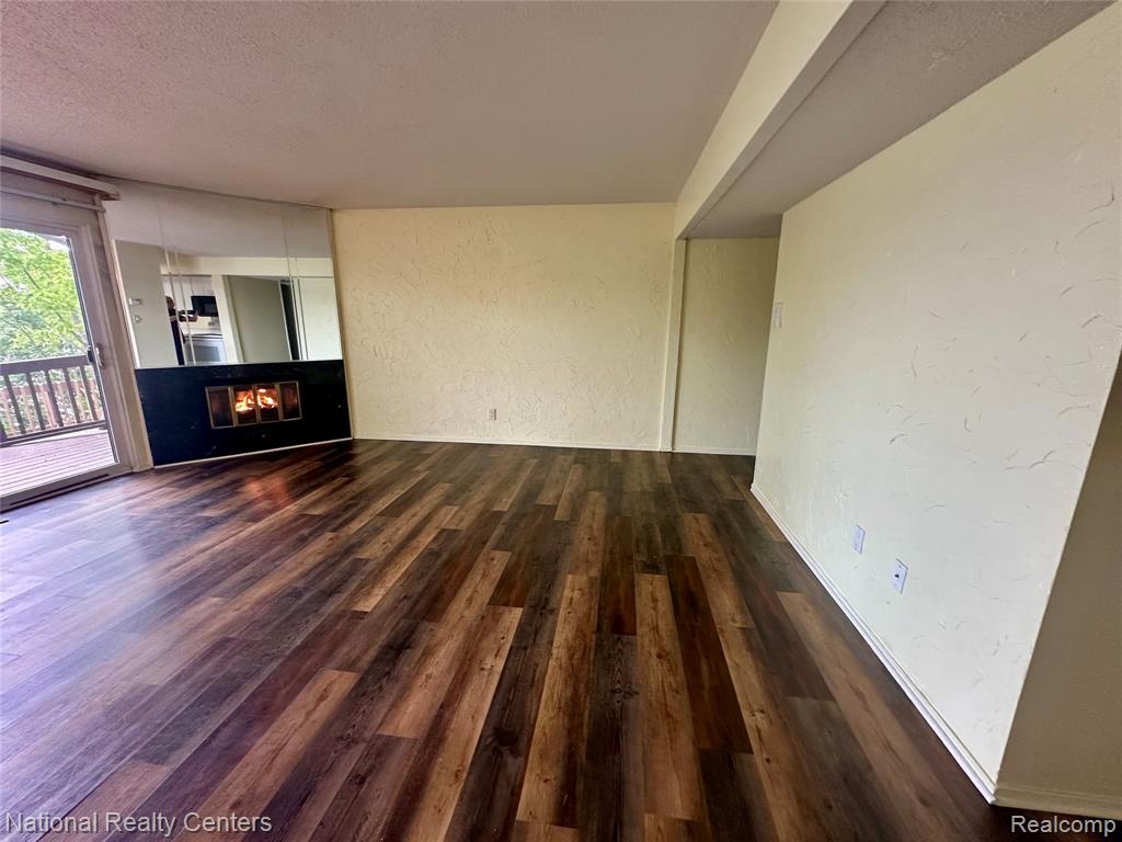 1744 Grove Road, Unit A101 Ypsilanti, MI 48198 - Photo 8 of 30