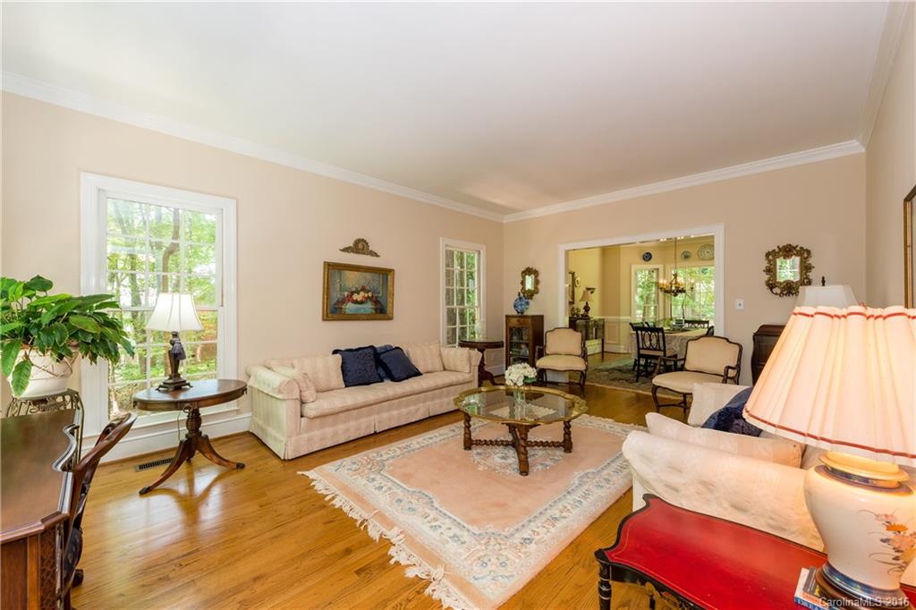3112 Plantation Road Charlotte, NC 28270 - Photo 4 of 19 Gallery Image 4