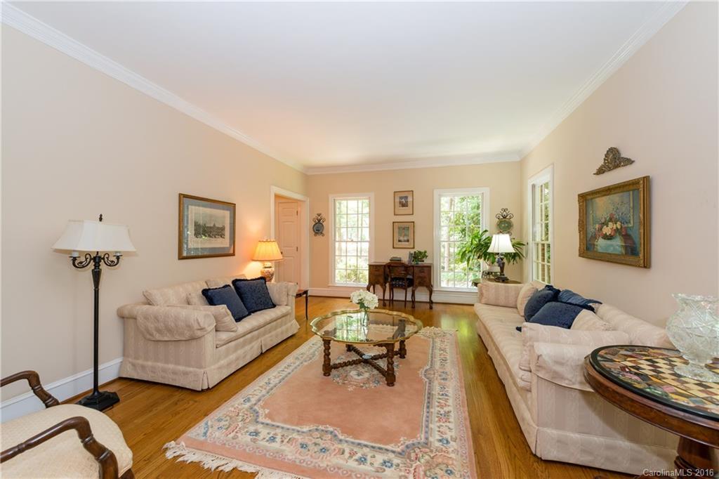 3112 Plantation Road Charlotte, NC 28270 - Photo 5 of 19 Gallery Image 5