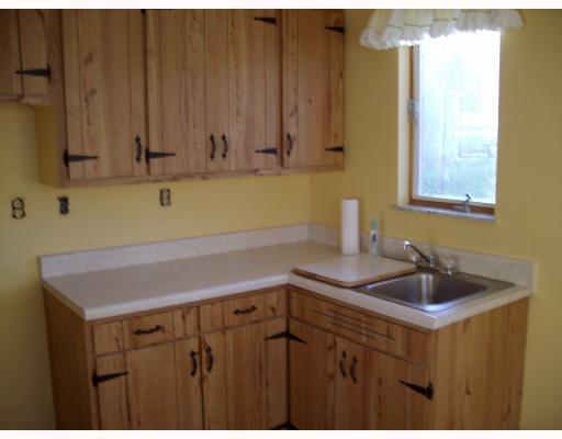 1419 Springhill Road Natrona Heights, PA 15065 - Photo 8 of 11 Kitchen.