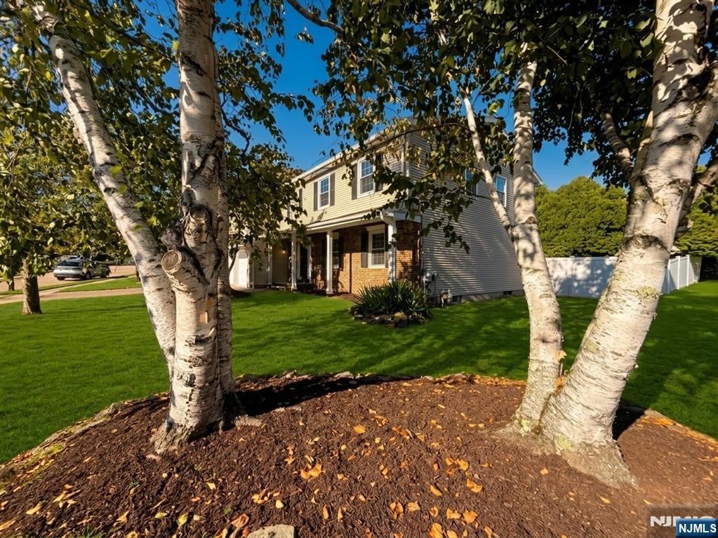 45 Holyoke Road Wayne, NJ 07470 - Photo 1 of 2 Gallery Image 1