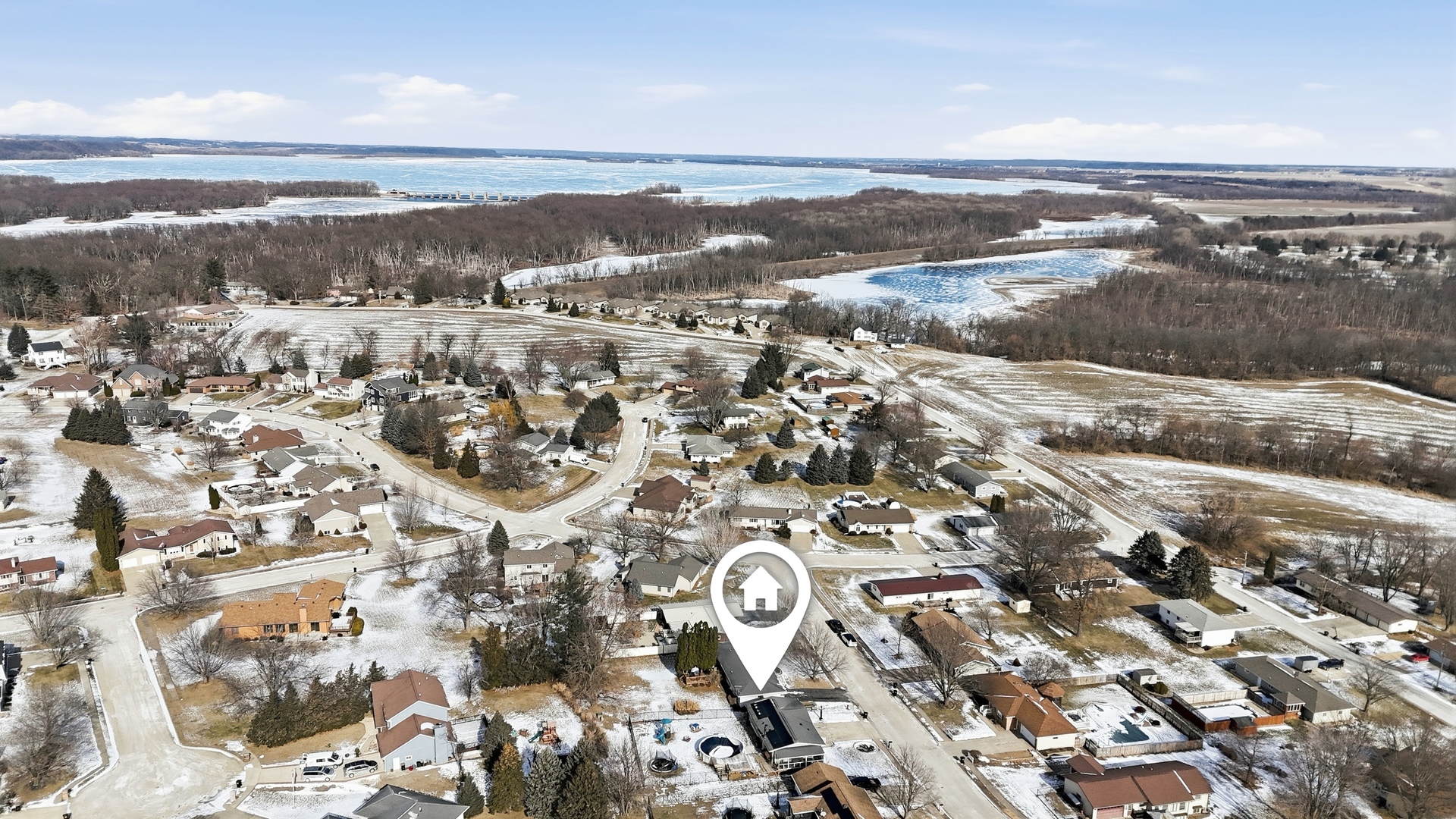 302 Baker Street Fulton, IL 61252 - Photo 8 of 34