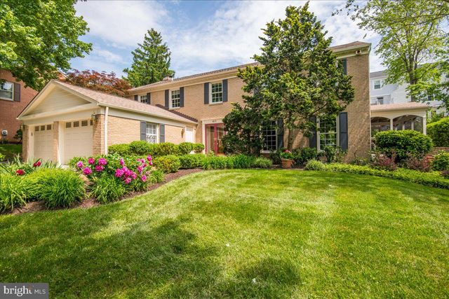 $1,400,000 | 4013 Fort Worth Avenue, Alexandria, VA 22304