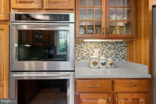 $1,400,000 | 4013 Fort Worth Avenue, Alexandria, VA 22304