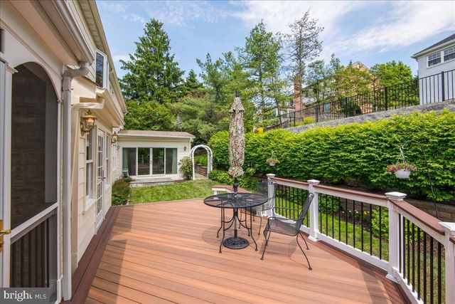 $1,400,000 | 4013 Fort Worth Avenue, Alexandria, VA 22304