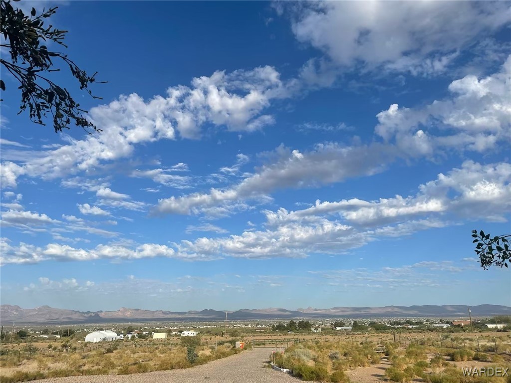 3370 North Bryce Road Golden Valley, AZ 86413 - Photo 3 of 60 View