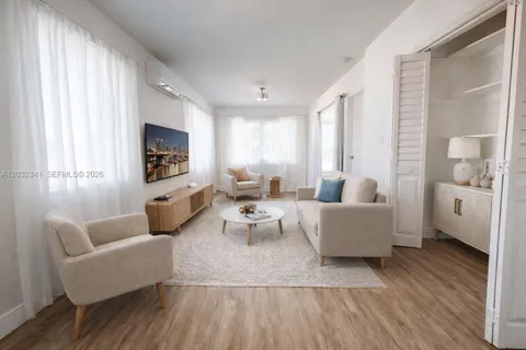 $2,200 | 350 Minorca Avenue, Unit 2, Coral Gables, FL 33134