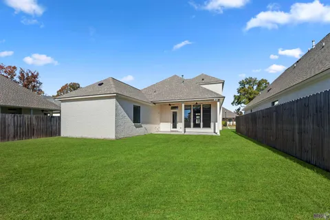 $549,900 | 14112 Purple Finch Court, St. George, LA 70817