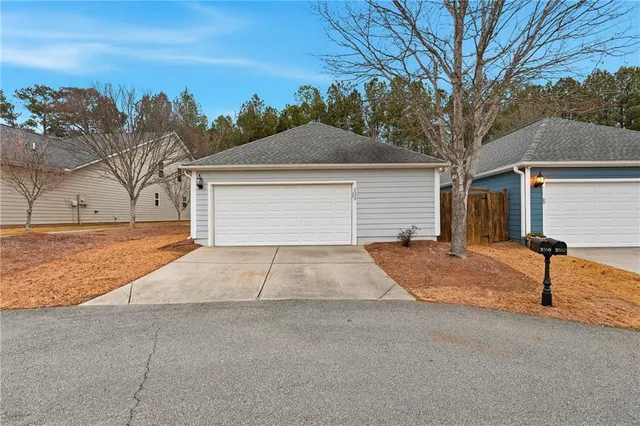 $369,500 | 3550 Lilac Springs Drive, Powder Springs, GA 30127