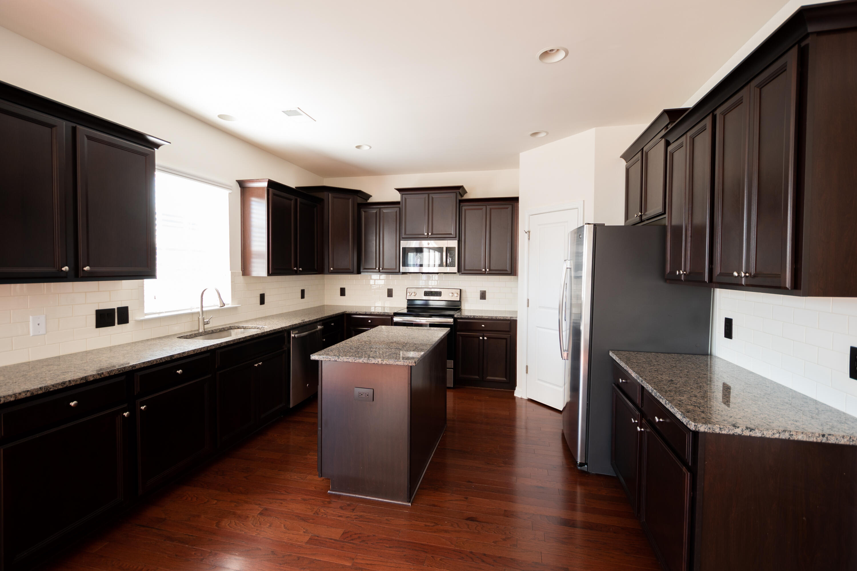4013 Exploration Road Ladson, SC 29456 - Photo 6 of 25 DSC_1890