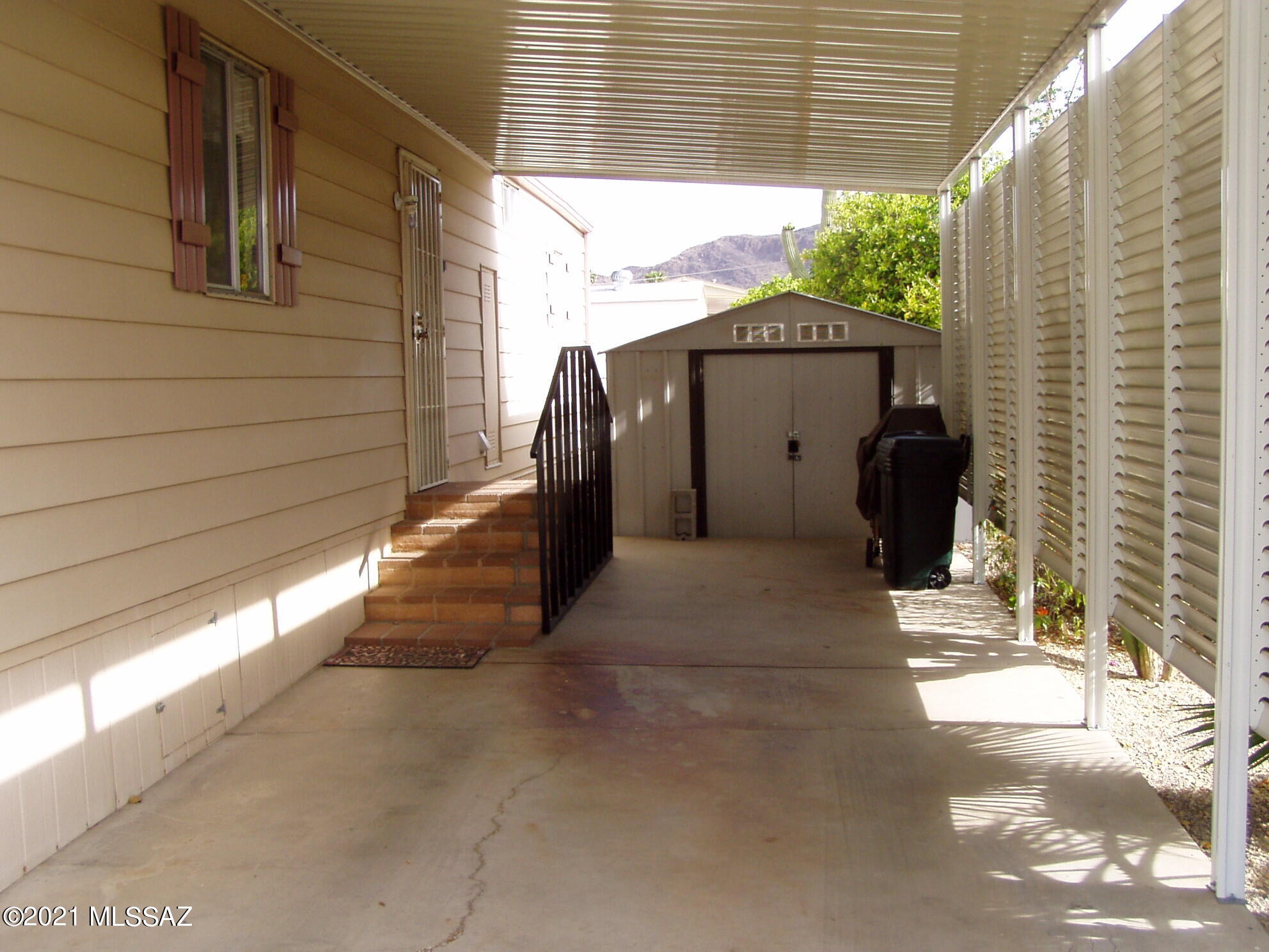 5632 West Rafter Cir Street Tucson, AZ 85713 - Photo 3 of 23 Gallery Image 3