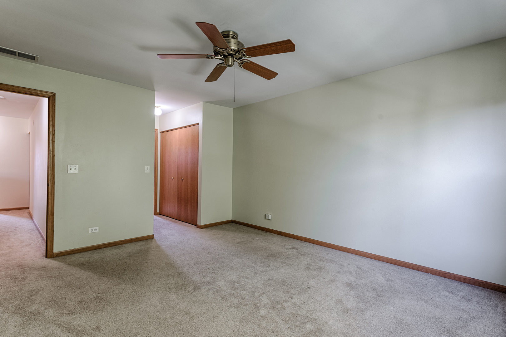 3261 Cool Springs Court Naperville, IL 60564 - Photo 9 of 25 a view of a room with a ceiling fan