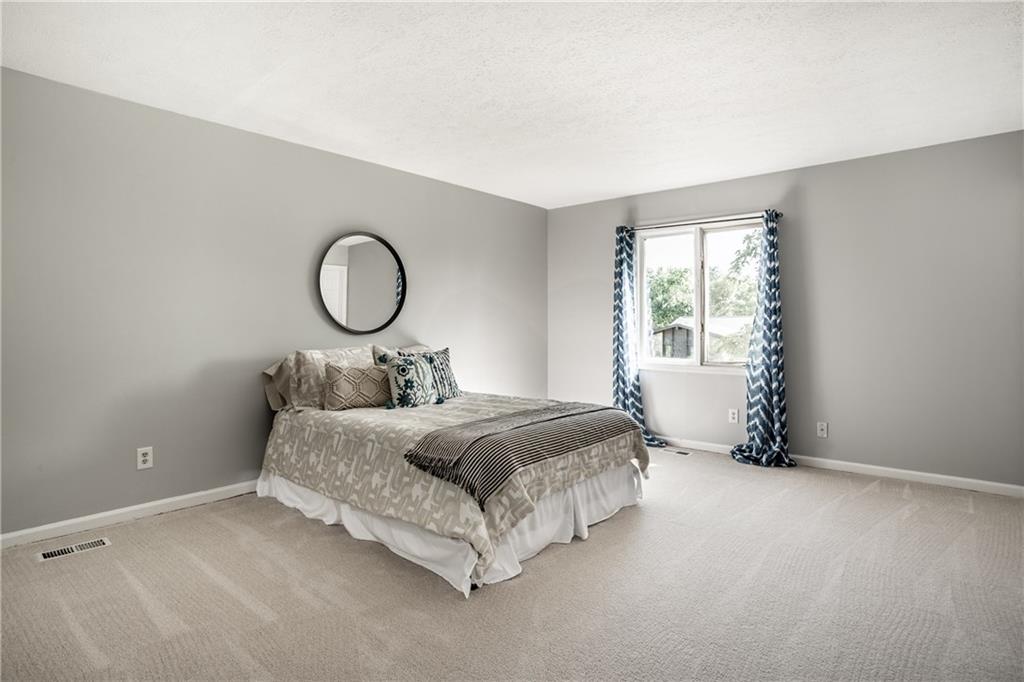 8012 Castle Lake Road Indianapolis, IN 46256 - Photo 16 of 30 Gallery Image 16