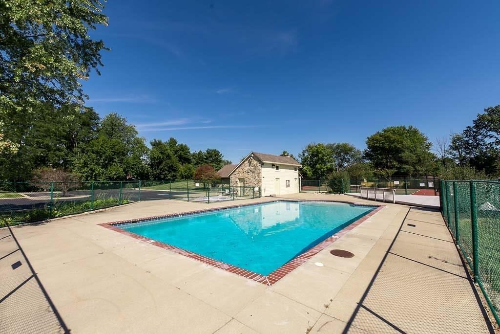 8012 Castle Lake Road Indianapolis, IN 46256 - Photo 29 of 30 Gallery Image 29