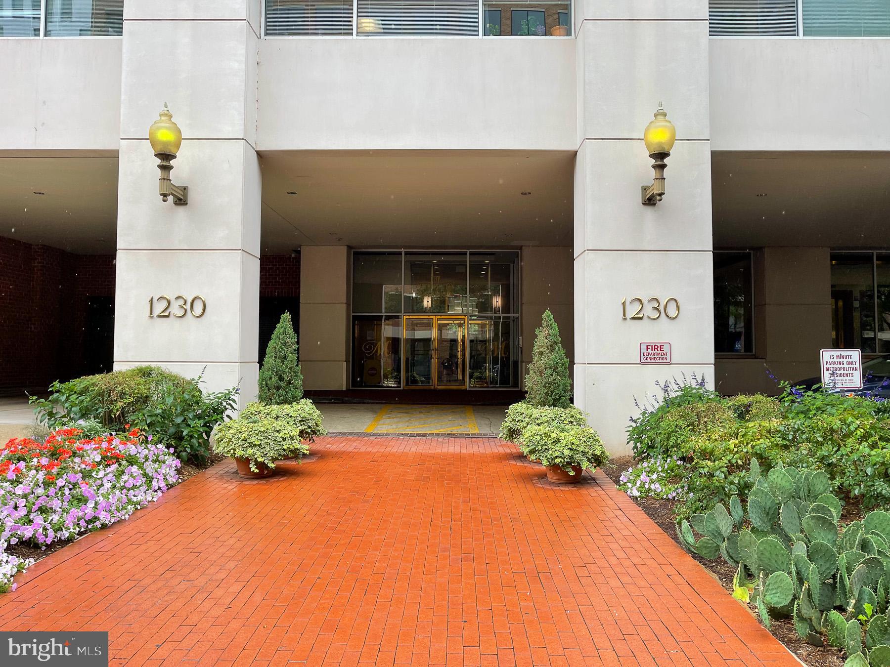 1230 23rd Street Northwest, Unit 806 Washington, DC 20037 - Photo 8 of 8 a front view of a house with basket ball court