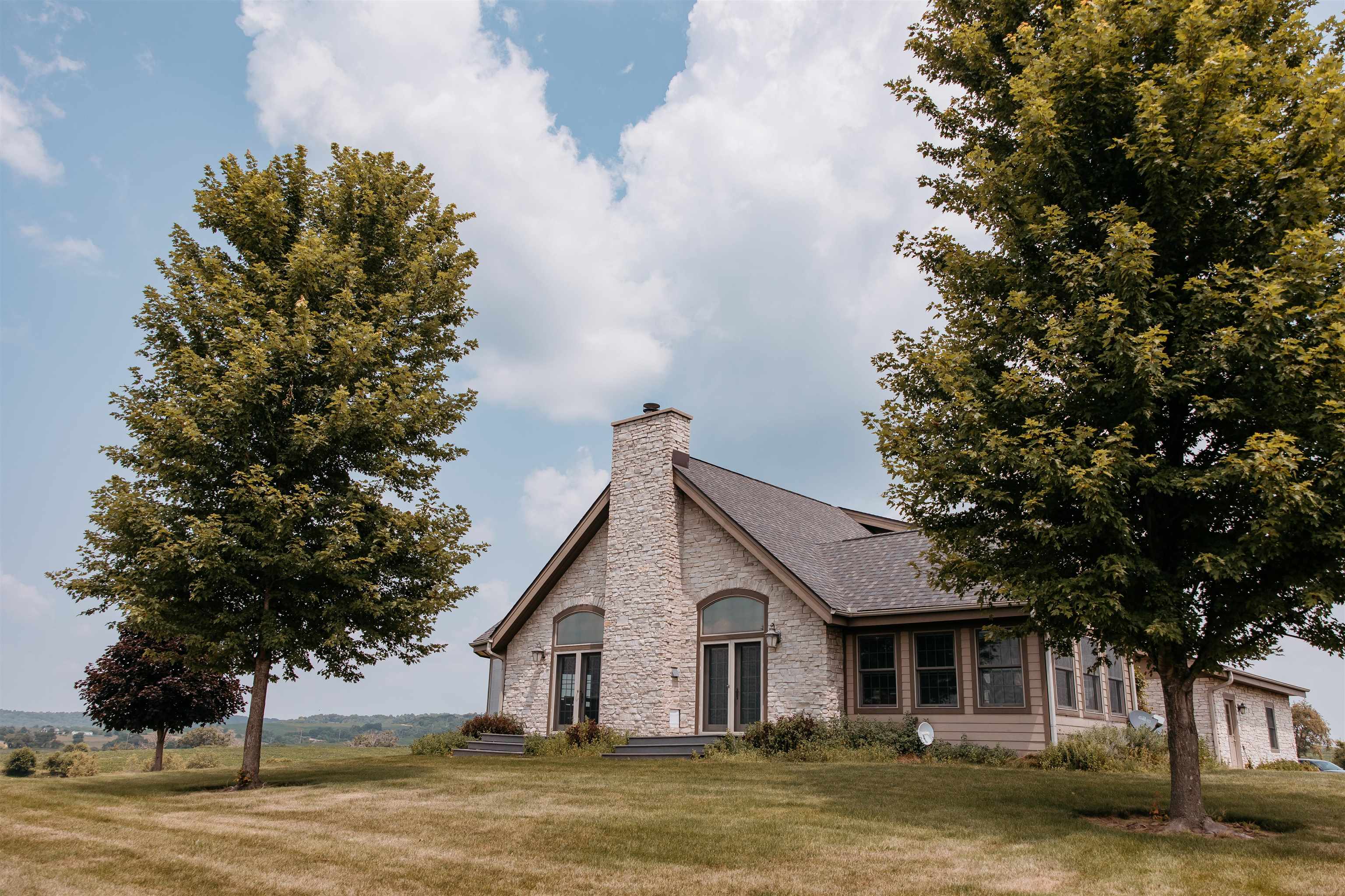 2478 West Longhollow Road Elizabeth, IL 61028 - Photo 4 of 53 Gallery Image 4