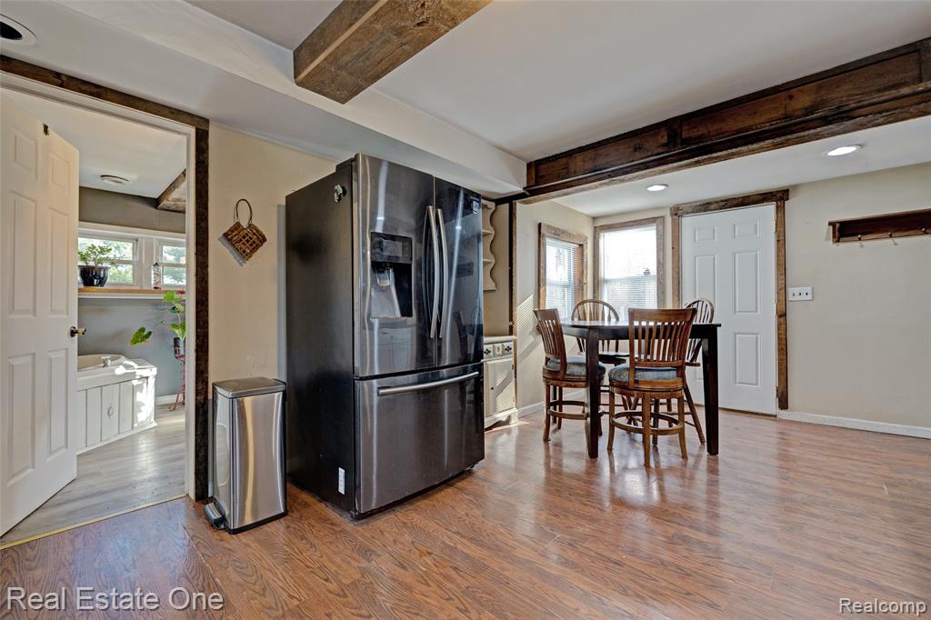 7560 Metcalf Road Avoca, MI 48006 - Photo 9 of 57
