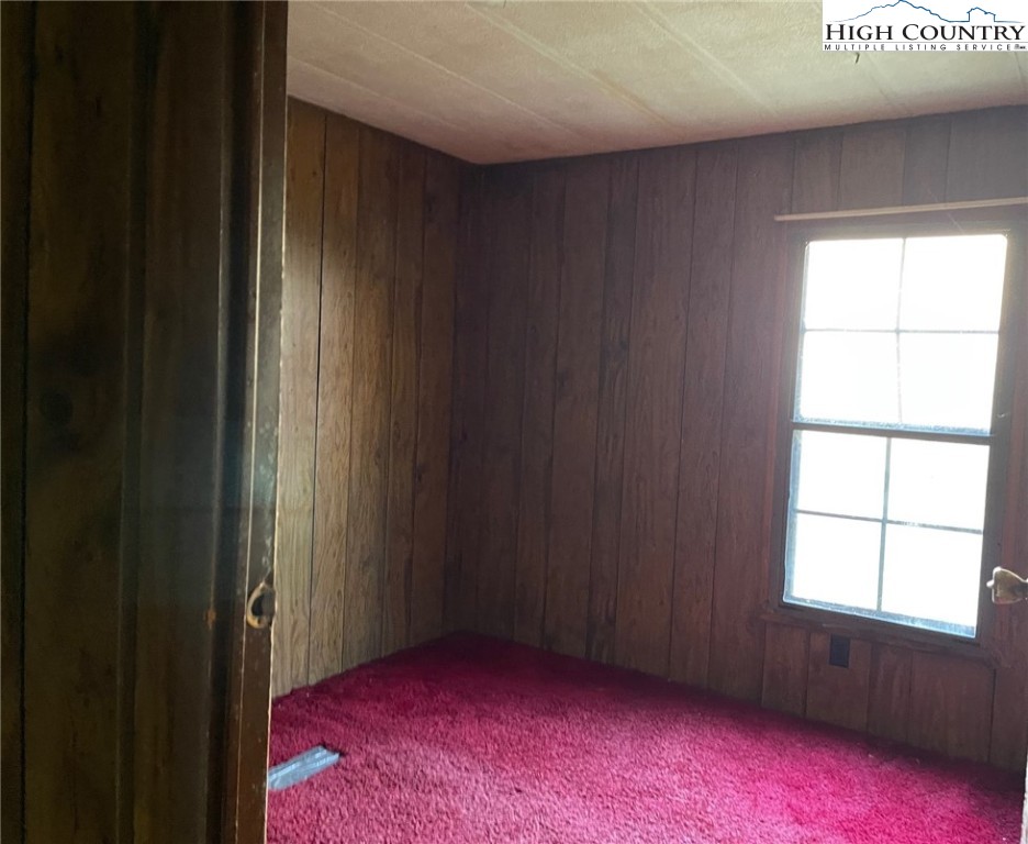 130 Tom Pless Road West Jefferson, NC 28694 - Photo 25 of 26 Gallery Image 25