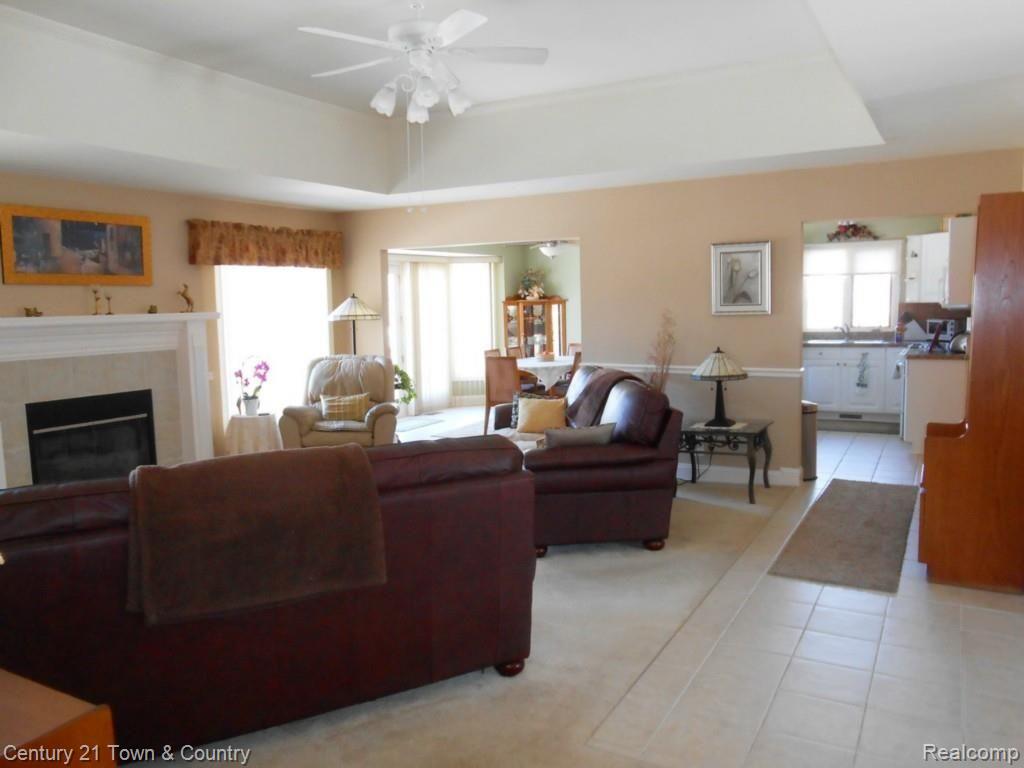 2908 Alexander Street Rochester, MI 48309 - Photo 5 of 38 Great Room to Kitchen