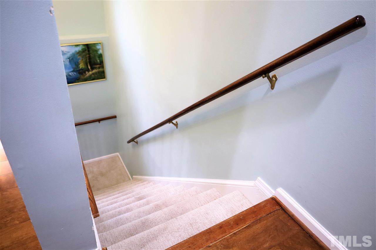 1109 Paddock Drive Raleigh, NC 27609 - Photo 3 of 29