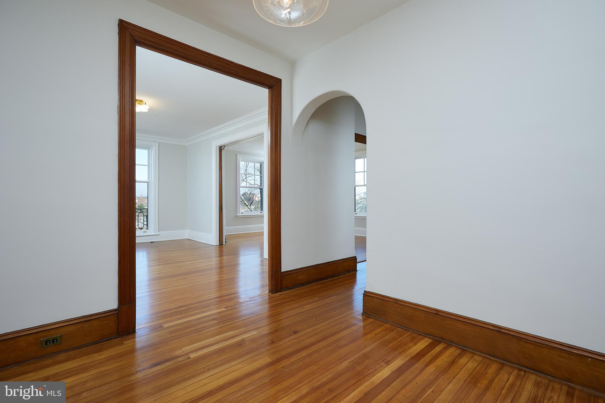 2853 Ontario Road Northwest, Unit 519 Washington, DC 20009 - Photo 4 of 59 Gallery Image 4